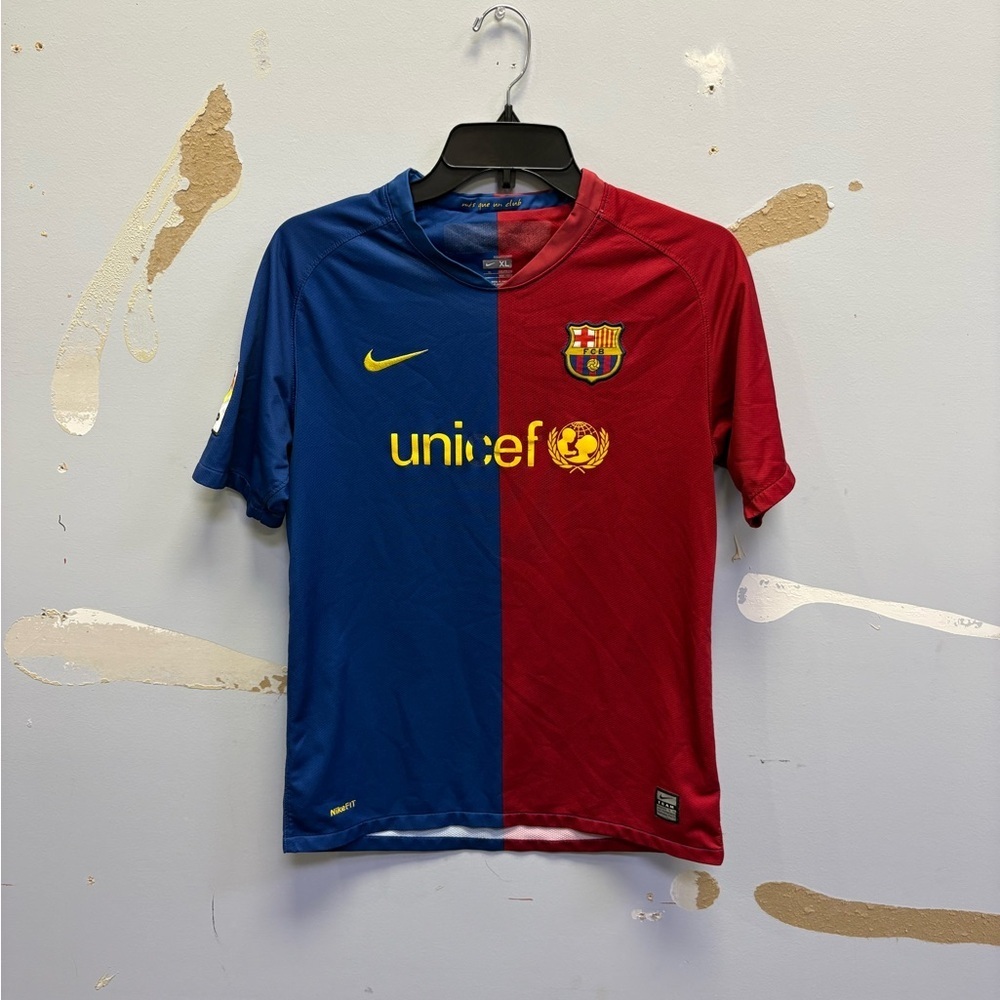 Vintage Nike 2008-09 FC Barcelona home jersey